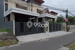 Rumah Modern Cantik 4 Kamar Siap Huni di Ngaglik Rumah Modern Cantik 4 Kamar Siap Huni di Ngaglik