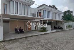 For Sale Rumah 4 Kamar Lokasi Strategis Bagus dan Strategis di Ngaglik For Sale Rumah 4 Kamar Lokasi Strategis Bagus dan Strategis di Ngaglik