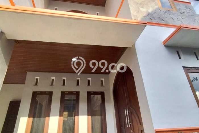 Rumah Modern Cantik 5 KT Bisa Langsung Pindah di Sleman Rumah Modern Cantik 5 KT Bisa Langsung Pindah di Sleman