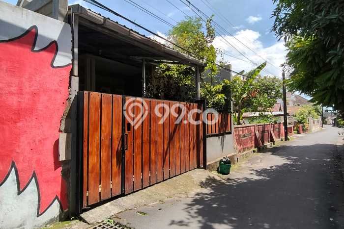 Dijual Rumah Strategis Bagus Punya 2 KT di Sleman Sleman SHM Dijual Rumah Strategis Bagus Punya 2 KT di Sleman Sleman SHM