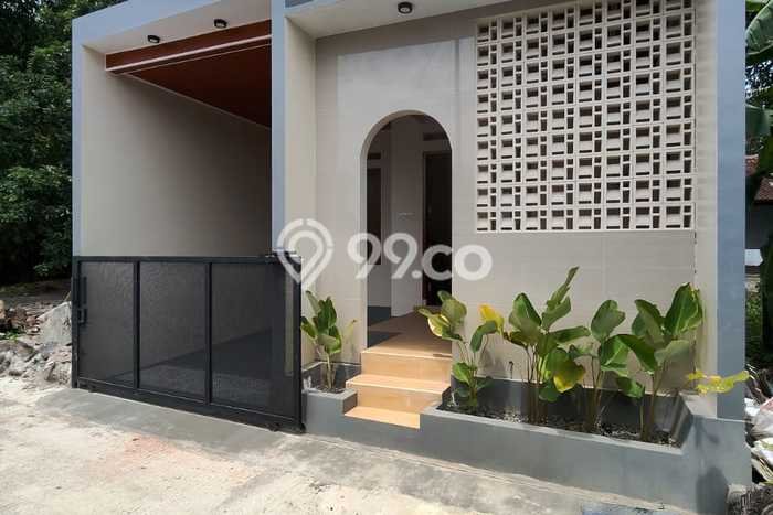 For Sale Rumah 3 Kamar Lokasi Ideal Bagus dan Strategis di Ngaglik For Sale Rumah 3 Kamar Lokasi Ideal Bagus dan Strategis di Ngaglik