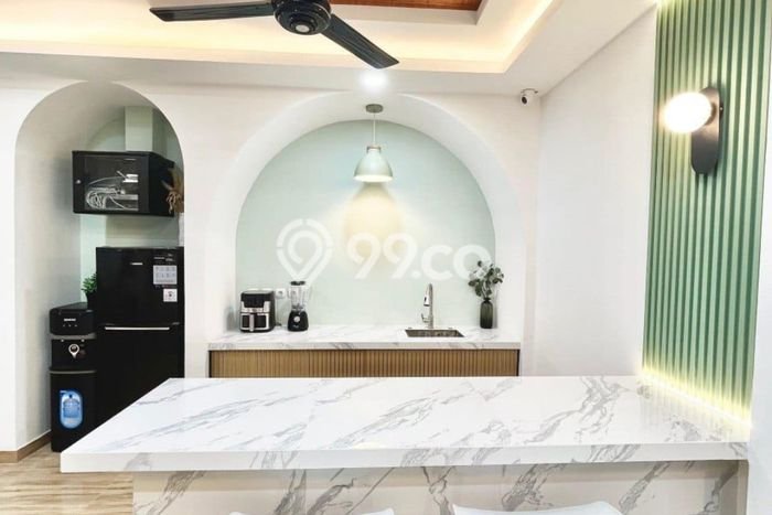 Kost Dijual di Hayam Wuruk dengan 21 KT dan Luas 320m2 Kost Dijual di Hayam Wuruk dengan 21 KT dan Luas 320m2