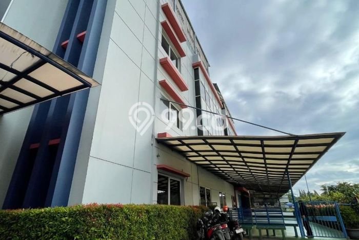 Unit Kantor Dijual di Jakarta Barat LT 650m2 & LB 1827m2 Unit Kantor Dijual di Jakarta Barat LT 650m2 & LB 1827m2