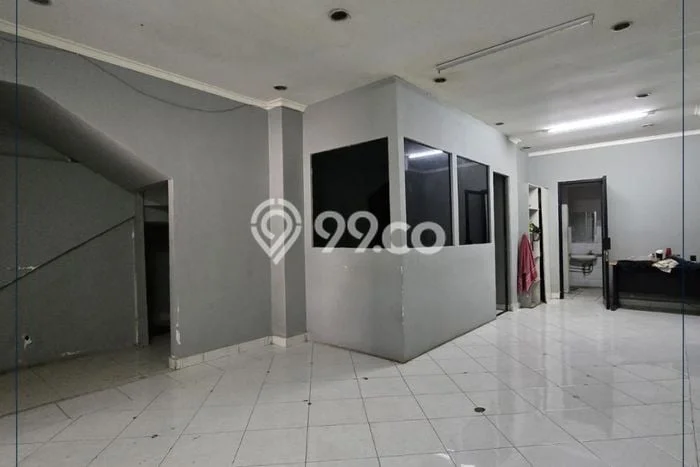 Ruko bagus disewakan di Kebayoran Baru Jakarta Selatan dengan LB 280m2 harga sewa terbaik Ruko bagus disewakan di Kebayoran Baru Jakarta Selatan dengan LB 280m2 harga sewa terbaik
