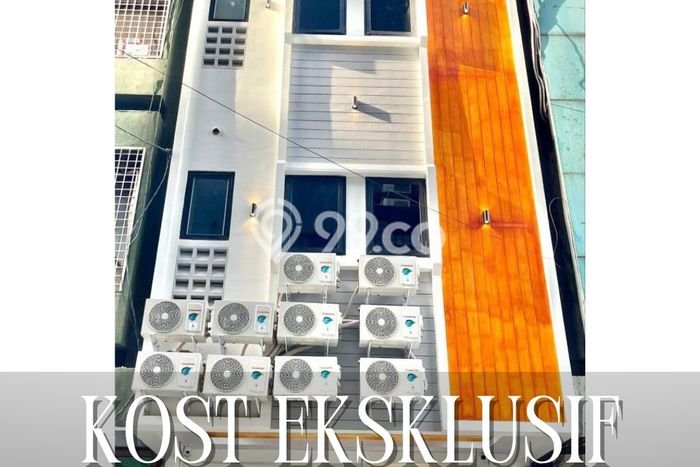 Kost Dijual di Hayam Wuruk dengan 21 KT dan Luas 320m2 Kost Dijual di Hayam Wuruk dengan 21 KT dan Luas 320m2