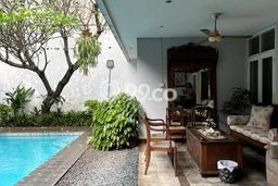 Rumah Elit LB 246m2 Siap Huni Desain Elegan di Pondok Indah, Jakarta Selatan Rumah Elit LB 246m2 Siap Huni Desain Elegan di Pondok Indah, Jakarta Selatan