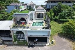LOKASI TERBAIK! Vila Kawasan , Area 200m2m², Kawasan Asri dan nyaman LOKASI TERBAIK! Vila Kawasan , Area 200m2m², Kawasan Asri dan nyaman