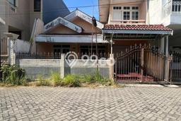 Rumah Modern 4 Kamar LT 135m2 di Semolowaru Rumah Modern 4 Kamar LT 135m2 di Semolowaru