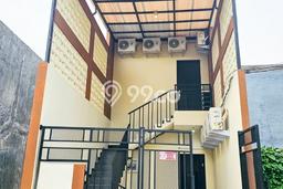 Dijual Rumah 8 Kamar Lokasi Ideal Bagus dan Strategis di Rungkut Dijual Rumah 8 Kamar Lokasi Ideal Bagus dan Strategis di Rungkut