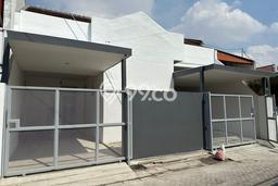 Dijual Rumah Eksklusif 3 KT di Nginden, Surabaya Dijual Rumah Eksklusif 3 KT di Nginden, Surabaya