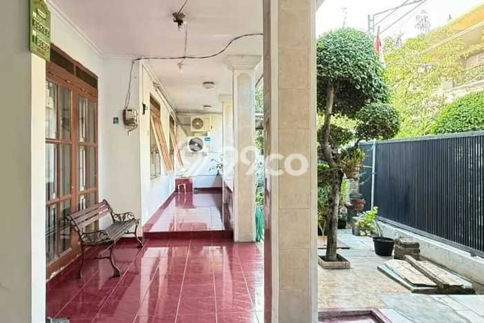 Dijual Cepat Rumah Favorit Siap Huni LB 100m2 di Waru, Sidoarjo Dijual Cepat Rumah Favorit Siap Huni LB 100m2 di Waru, Sidoarjo