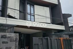 Hunian Mewah LB 205m2 Siap Pakai Desain Elegan di Manyar, Surabaya Hunian Mewah LB 205m2 Siap Pakai Desain Elegan di Manyar, Surabaya