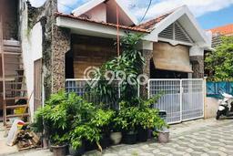 Jual Rumah Strategis Bagus Punya 4 KT di Gubeng Surabaya SHM Jual Rumah Strategis Bagus Punya 4 KT di Gubeng Surabaya SHM