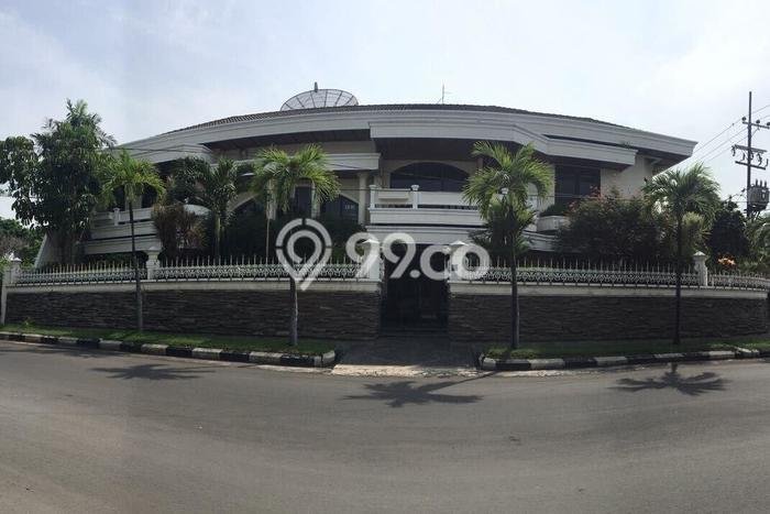 Rumah LT 600m2m² di kertajaya, Surabaya - Akses Mudah Rumah LT 600m2m² di kertajaya, Surabaya - Akses Mudah