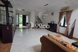 Rumah sewa siap pakai 5 Kamar Tidur di Raffles Hills, Jakarta Timur Rumah sewa siap pakai 5 Kamar Tidur di Raffles Hills, Jakarta Timur