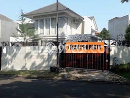 Rumah Mewah LB 343m2 Siap Huni Desain Elegan di Citra Grand, Jakarta Timur Rumah Mewah LB 343m2 Siap Huni Desain Elegan di Citra Grand, Jakarta Timur