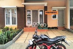 Rumah Luas Asri 4 KT Siap Pakai di Raffles Hills Jakarta Timur Rumah Luas Asri 4 KT Siap Pakai di Raffles Hills Jakarta Timur