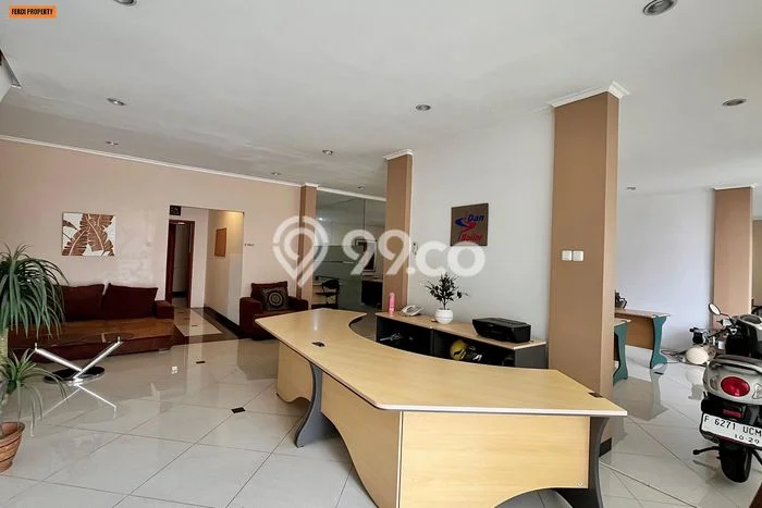 Unit Ruko Dijual di Jakarta Timur LT 225m2 & LB 450m2 Unit Ruko Dijual di Jakarta Timur LT 225m2 & LB 450m2