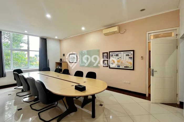 Unit Ruko Dijual di Jakarta Timur LT 225m2 & LB 450m2 Unit Ruko Dijual di Jakarta Timur LT 225m2 & LB 450m2