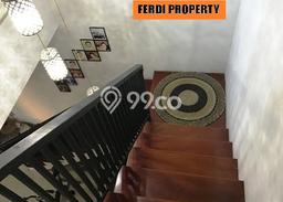 Jual Rumah Eksklusif 4 KT di Cibubur, Jakarta Timur Jual Rumah Eksklusif 4 KT di Cibubur, Jakarta Timur