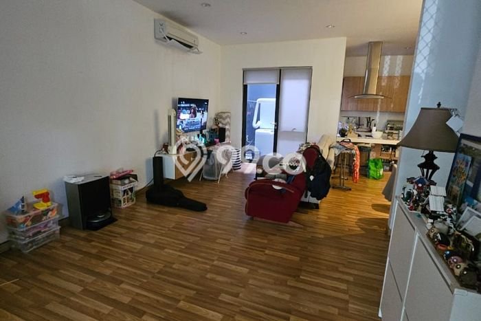 Rumah Eksklusif Dijual LT 115m2 di Kebon Jeruk, Jakarta Barat Rumah Eksklusif Dijual LT 115m2 di Kebon Jeruk, Jakarta Barat