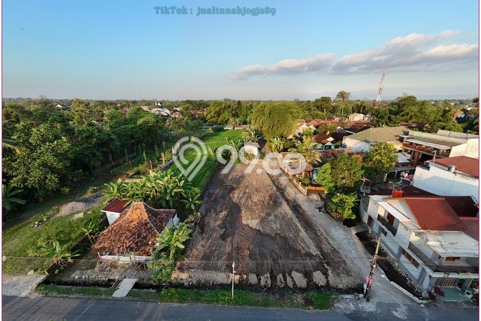 Tanah Komersial Dijual di Depok Sleman 133m2 Tanah Komersial Dijual di Depok Sleman 133m2