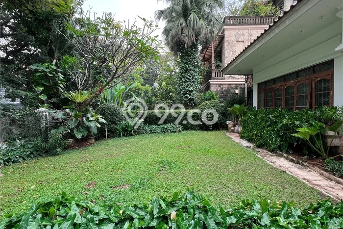 Dijual Rumah Mewah Elegan Dengan View Eksklusif di Pondok Indah, Jakarta Selatan Dijual Rumah Mewah Elegan Dengan View Eksklusif di Pondok Indah, Jakarta Selatan
