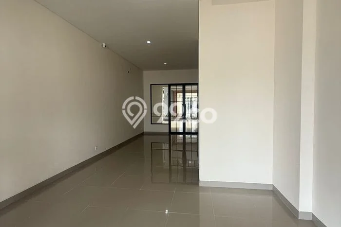 Unit Komersial Disewakan di Tangerang Area Strategis Harga Kompetitif Unit Komersial Disewakan di Tangerang Area Strategis Harga Kompetitif