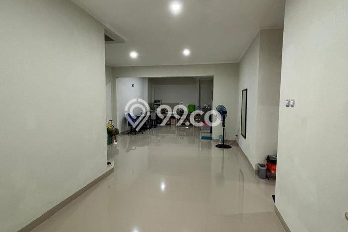 Rumah Modern 4 Kamar LT 144m2 di Lippo Karawaci Rumah Modern 4 Kamar LT 144m2 di Lippo Karawaci