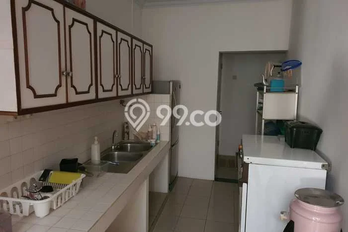 Rumah Disewakan Jakarta Barat LT 150m2 LB 200m2 Kawasan Tomang Rumah Disewakan Jakarta Barat LT 150m2 LB 200m2 Kawasan Tomang