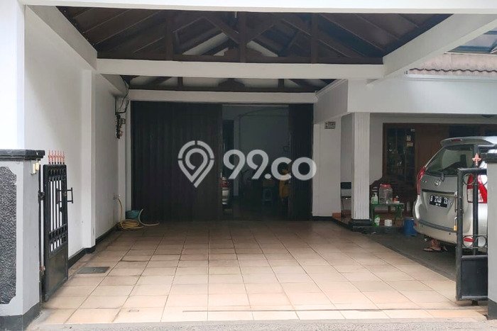 Dijual Rumah Mewah Elegan Dengan View Cantik di Kemanggisan, Jakarta Barat Dijual Rumah Mewah Elegan Dengan View Cantik di Kemanggisan, Jakarta Barat