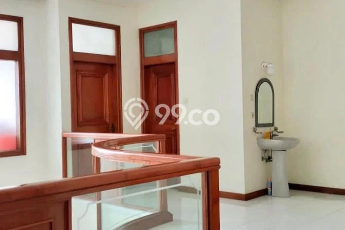 Jarang Ada! Rumah Sewa 5 Kamar Bagus Siap Huni Setra Indah Jarang Ada! Rumah Sewa 5 Kamar Bagus Siap Huni Setra Indah