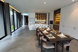 Ready to Use! Premium House LT 498m2 Desain Modern di Padalarang Ready to Use! Premium House LT 498m2 Desain Modern di Padalarang