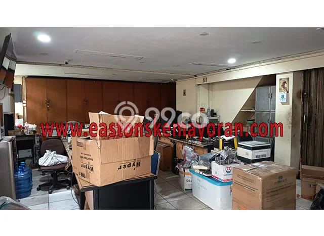 Gudang Disewakan di Area Ramai Sawah Besar, Jakarta Pusat Gudang Disewakan di Area Ramai Sawah Besar, Jakarta Pusat
