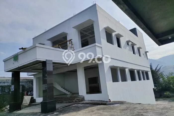 KAWASAN PREMIUM! Gudang Kawasan Cicalengka, Luas 2500m2m², Area Bisnis KAWASAN PREMIUM! Gudang Kawasan Cicalengka, Luas 2500m2m², Area Bisnis