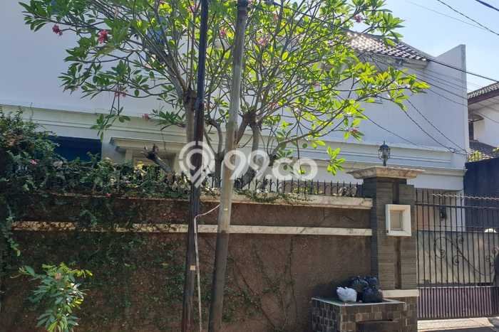 For Sale! Premium House LT 536m2 Desain Elegan di Cipinang For Sale! Premium House LT 536m2 Desain Elegan di Cipinang