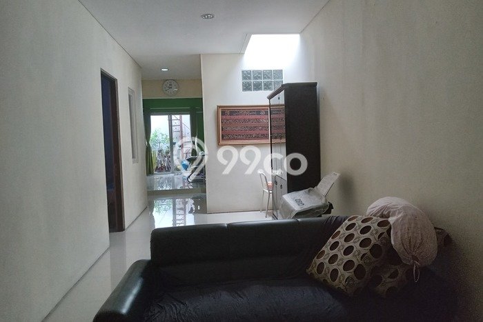 For Sale Hunian Rumah Terawat 3 Kamar di Penggilingan, Jakarta Timur For Sale Hunian Rumah Terawat 3 Kamar di Penggilingan, Jakarta Timur