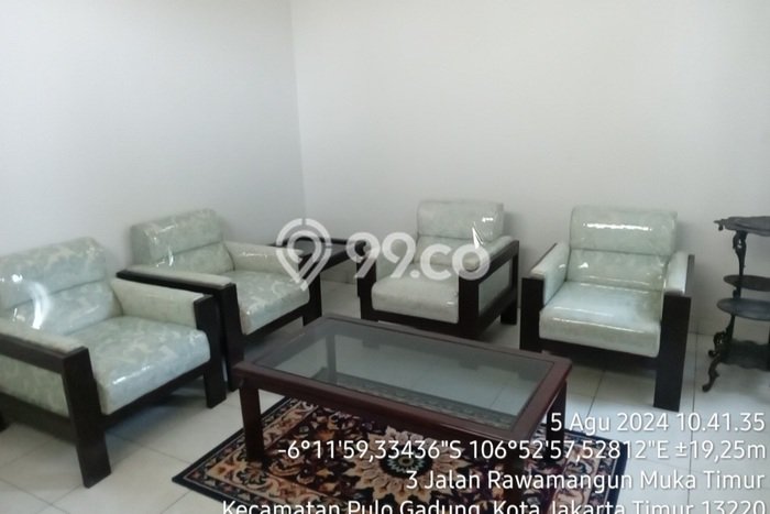 Jual Rumah Luas Megah Dengan View Eksklusif di Rawamangun, Jakarta Timur Jual Rumah Luas Megah Dengan View Eksklusif di Rawamangun, Jakarta Timur