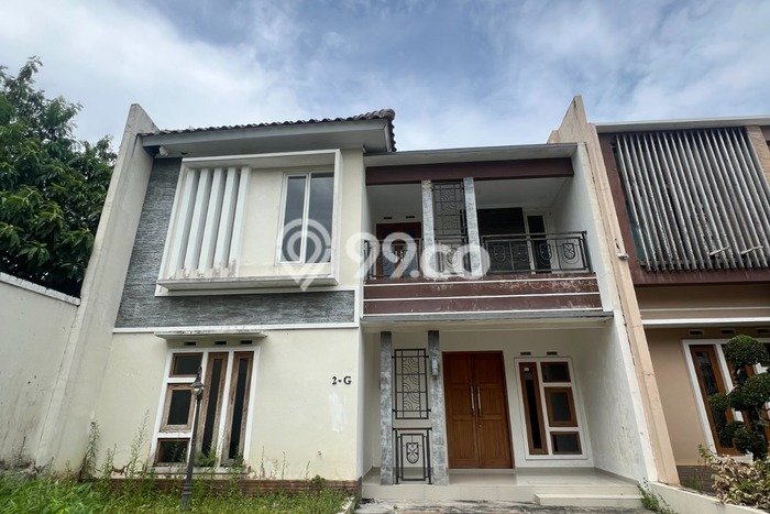 Lokasi terbaik! Rumah siap huni dikontrakkan di Ngaglik LB 200m2 Lokasi terbaik! Rumah siap huni dikontrakkan di Ngaglik LB 200m2