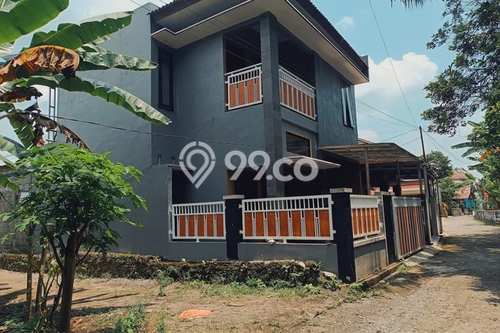 Rumah Strategis Modern Lb 154m2 di Mlati, Sleman Rumah Strategis Modern Lb 154m2 di Mlati, Sleman