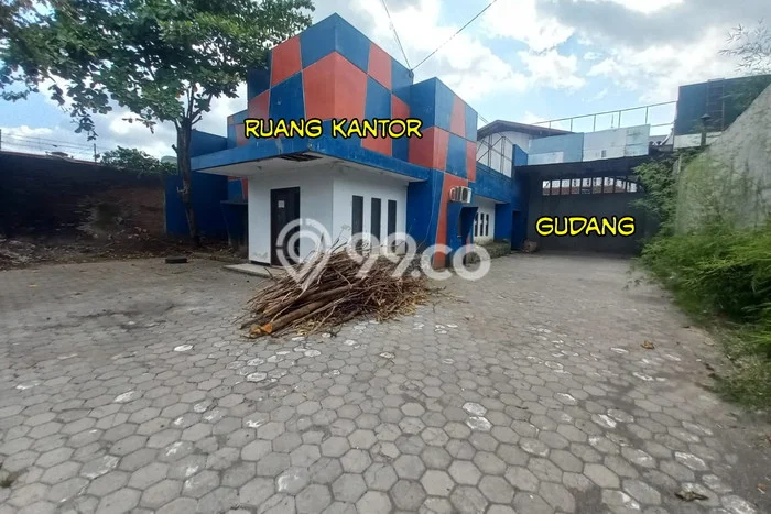 Gudang disewakan di Gamping Sleman dengan luas bangunan 500m2 Gudang disewakan di Gamping Sleman dengan luas bangunan 500m2