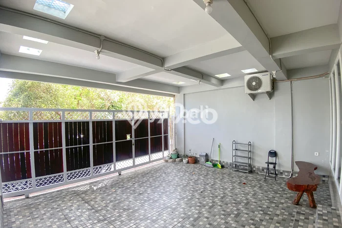 Ready to Use! Premium House LT 105m2 Desain Elegan di Benoa Ready to Use! Premium House LT 105m2 Desain Elegan di Benoa