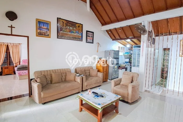 Disewakan! Rumah 4 Kamar Tidur &
4 Kamar Mandi di Jimbaran, Badung Disewakan! Rumah 4 Kamar Tidur &
4 Kamar Mandi di Jimbaran, Badung