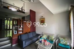 Rumah LT 239m2m² / LB 230m2m² Pemandangan Laut di Setra Duta, Bandung Rumah LT 239m2m² / LB 230m2m² Pemandangan Laut di Setra Duta, Bandung