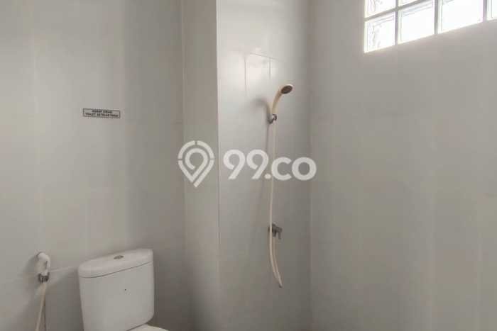 Ruko di , Luas 155m2m², Area Komersial, Strategis Ruko di , Luas 155m2m², Area Komersial, Strategis