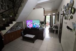 Rumah Berkualitas area Sariwangi, Bandung, Luas 224m2m² Bangunan 300m2m² - HARGA NEGO! Rumah Berkualitas area Sariwangi, Bandung, Luas 224m2m² Bangunan 300m2m² - HARGA NEGO!
