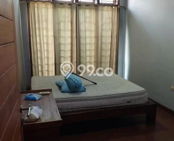 For Sale Rumah 4 Kamar Lokasi Ideal Nyaman dan Strategis di Denpasar Timur For Sale Rumah 4 Kamar Lokasi Ideal Nyaman dan Strategis di Denpasar Timur