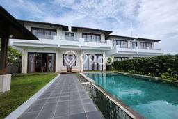 FOR SALE! Vila di , Area 370m2m², Posisi Strategis FOR SALE! Vila di , Area 370m2m², Posisi Strategis
