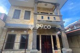 Ready to Use! Luxury House LT 205m2 Desain Elegan di Sidakarya Ready to Use! Luxury House LT 205m2 Desain Elegan di Sidakarya