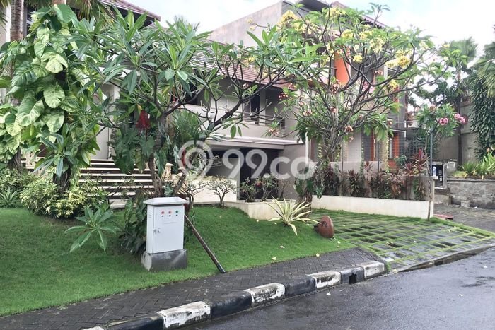 PELUANG INVESTASI! Vila Kawasan Denpasar Selatan, Area 705m2m², ROI Tinggi PELUANG INVESTASI! Vila Kawasan Denpasar Selatan, Area 705m2m², ROI Tinggi